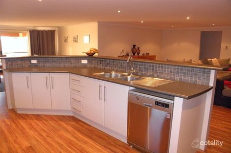 19 Topsail St, Drummond Cove, WA 6532