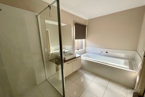 Property photo of 38 Greenvale Avenue Wallan VIC 3756