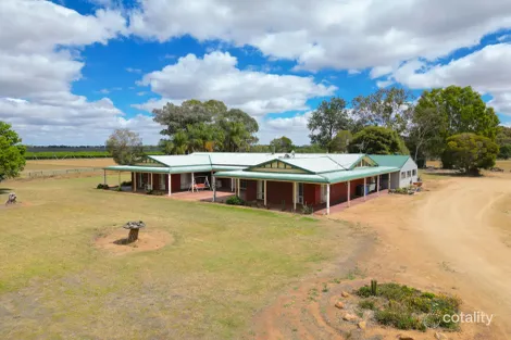 104 Barnes Rd, Cobram East, VIC 3644