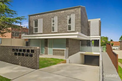 12 Hillcrest Ave, Strathfield South, NSW 2136