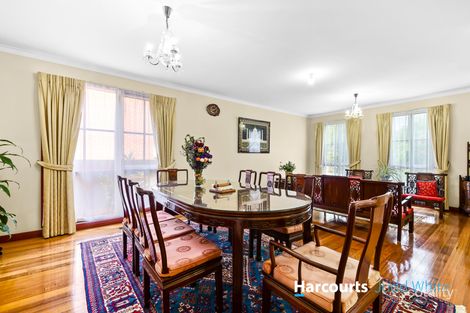 Property photo of 2 Peppermint Court Ashwood VIC 3147