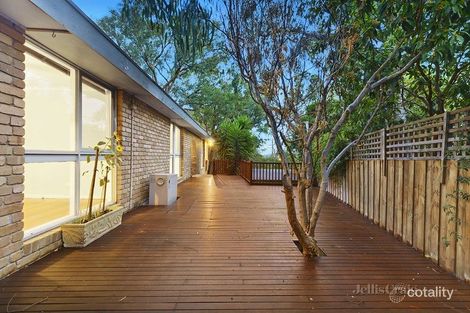 Property photo of 2 Punari Mews Eltham VIC 3095