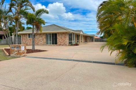 2/3 Cleo Ct, Torquay, QLD 4655