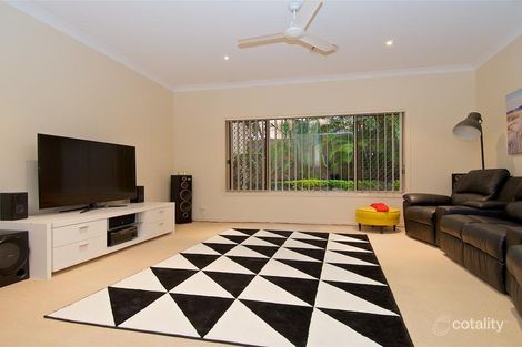 Property photo of 4 Portreeves Place Arundel QLD 4214