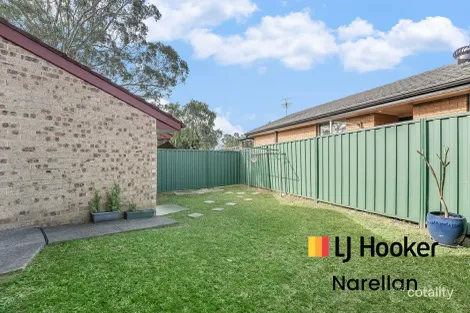 Property photo of 2/7 Hanlon Close Minto NSW 2566