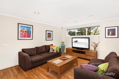 Property photo of 10 Adamson Crescent Wanniassa ACT 2903