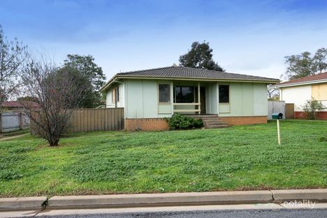 4 Toy Pl, Tolland, NSW 2650