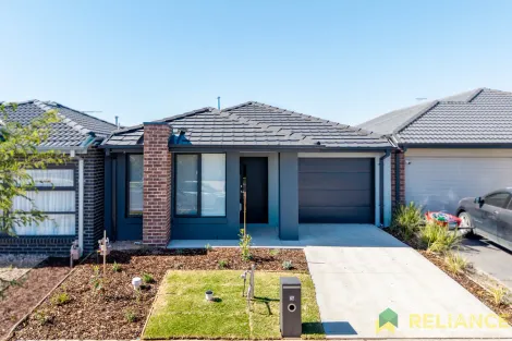 74 Willandra Bvd, Harkness, VIC 3337