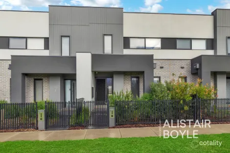 6 Vendeen Walk, Clyde North, VIC 3978