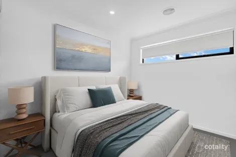 Property photo of 6 Vendeen Walk Clyde North VIC 3978