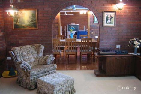 Property photo of 8 Beckett Court Ooralea QLD 4740