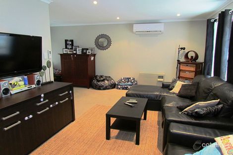 56 Grace St, Melton South, VIC 3338