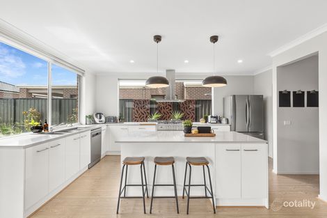 Property photo of 59 Glenrose Boulevard Clyde North VIC 3978