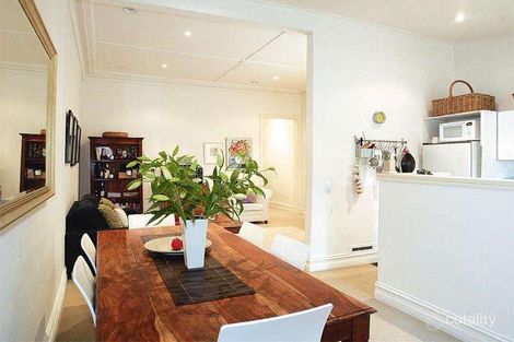 Property photo of 2 Merri Parade Northcote VIC 3070