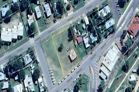 Property photo of 8 Plummer Street Richmond Hill QLD 4820