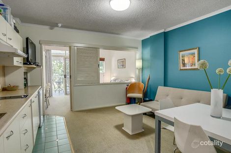 Property photo of 13/85 Deakin Street Kangaroo Point QLD 4169