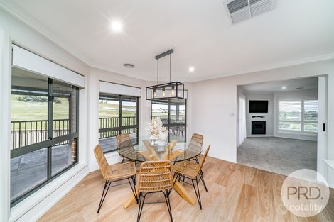 Property photo of 48 Deakin Avenue Lloyd NSW 2650