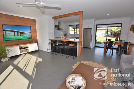 Property photo of 12 Gleneon Drive Forster NSW 2428