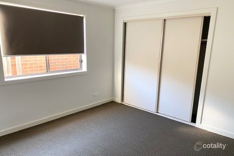 Property photo of 1/2 Lilly Pilly Close Werribee VIC 3030