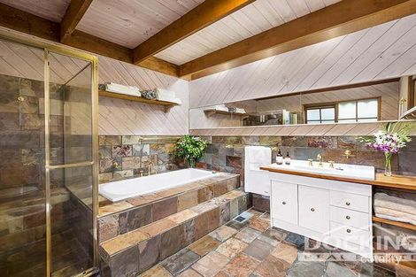 Property photo of 24 Husband Road Forest Hill VIC 3131