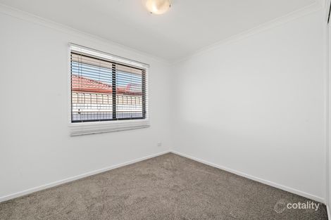 Property photo of 35 Ida Birchall Crescent Macgregor ACT 2615
