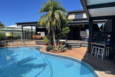 Property photo of 29 Denawen Street Palm Beach QLD 4221