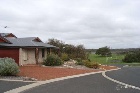 Property photo of 2 Koomal Close Peppermint Grove Beach WA 6271