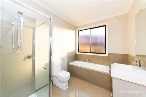 Property photo of 16A Amberly Park Drive Narre Warren South VIC 3805