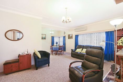 Property photo of 24 Laxton Crescent Belmont North NSW 2280