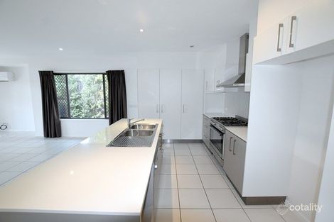 Property photo of 25 Boonderee Place New Auckland QLD 4680