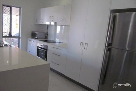 32 Opal St, Emerald, QLD 4720