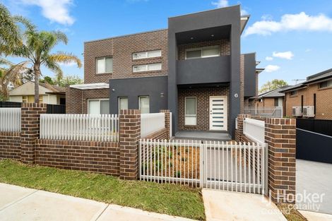 Property photo of 1/6 Holland Crescent Casula NSW 2170