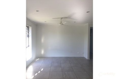 Property photo of 1/8 Lamington Drive Redbank Plains QLD 4301