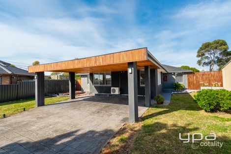 Property photo of 16 Barclay Close Gladstone Park VIC 3043