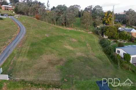 Property photo of 71 Fairway Drive Tumut NSW 2720