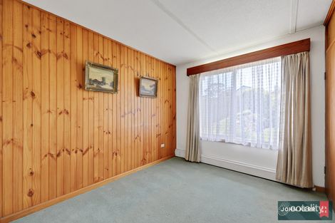 Property photo of 84 Shanahan Parade Newborough VIC 3825