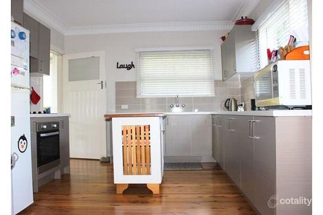 Property photo of 19 Bird Street Bundamba QLD 4304