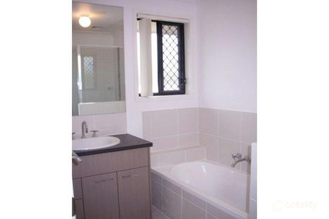 Property photo of 5 Aqua Crescent Redland Bay QLD 4165