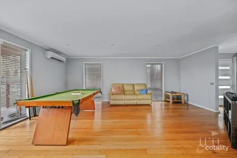 Property photo of 8 Limosa Court Mornington VIC 3931