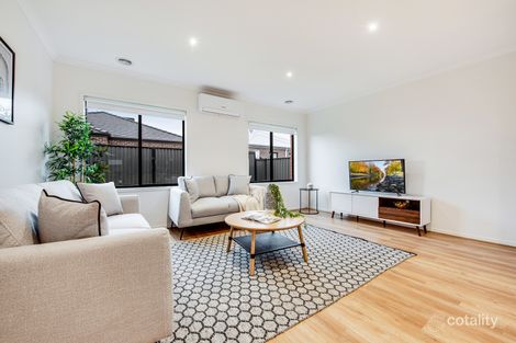 Property photo of 5 Angophora Crescent Craigieburn VIC 3064