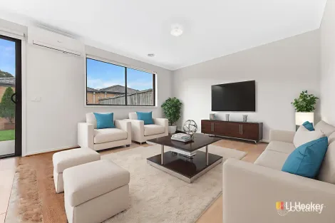 Property photo of 53 Harper Crescent Cranbourne West VIC 3977