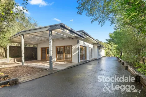 Property photo of 33 Minnimurra Road Rye VIC 3941