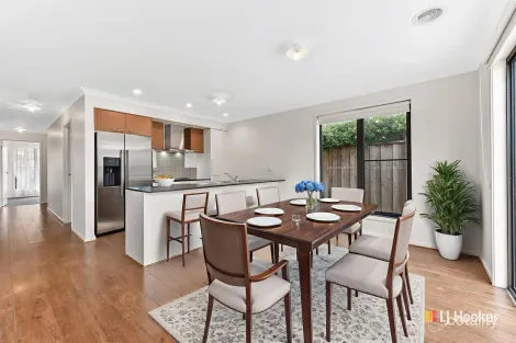 Property photo of 53 Harper Crescent Cranbourne West VIC 3977