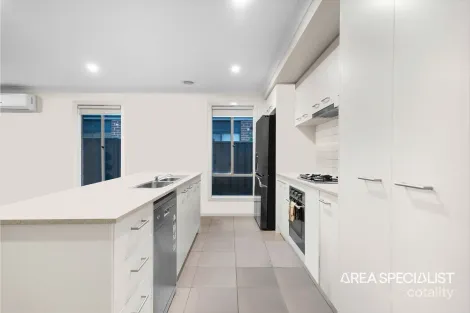 Property photo of 49 Voyager Boulevard Tarneit VIC 3029