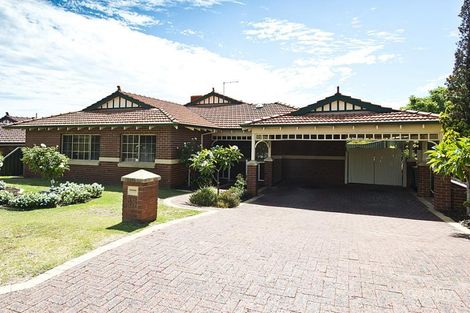 45 Sandover Cres, Winthrop, WA 6150