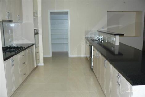 Property photo of 2 Kemble Way Urraween QLD 4655