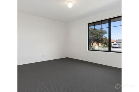 Property photo of 16 Berry Way Bertram WA 6167