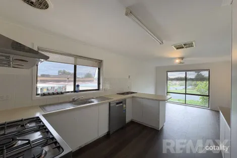 17 Clowes Pl, Ashmont, NSW 2650