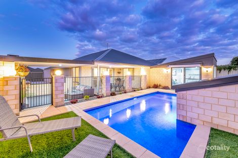 Property photo of 32 Kellerberrin Turn Dawesville WA 6211