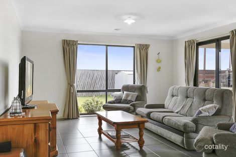 Property photo of 17 Thomas Place Warrnambool VIC 3280